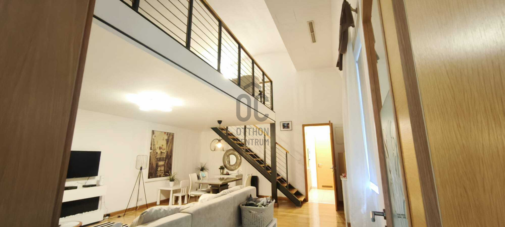 Gallery zoom image