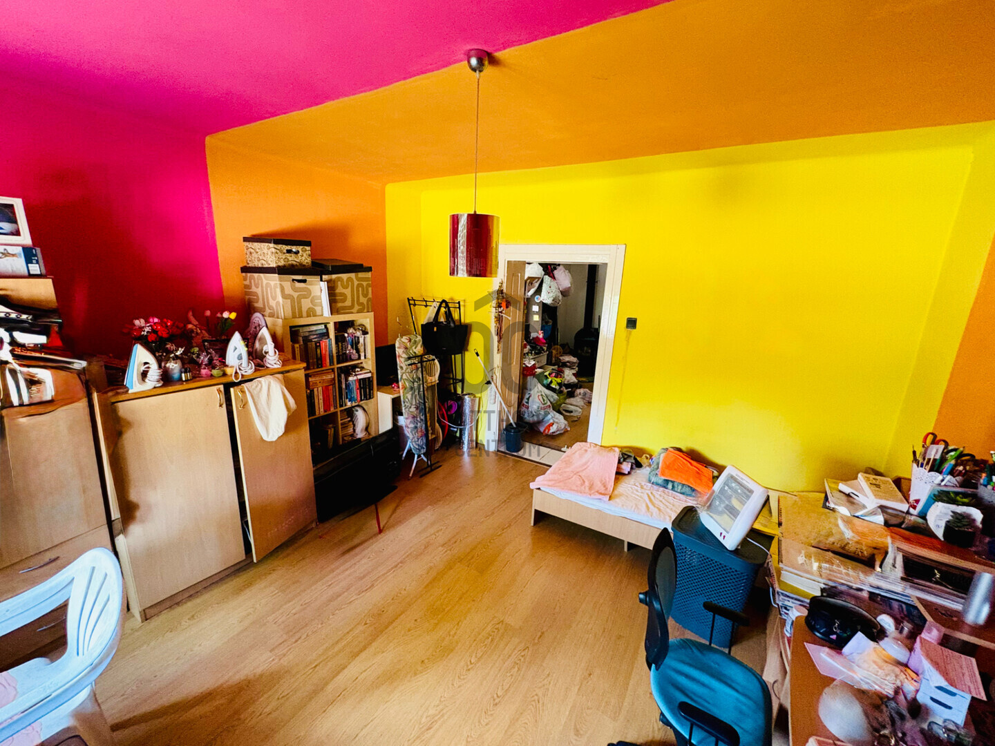Gallery zoom image