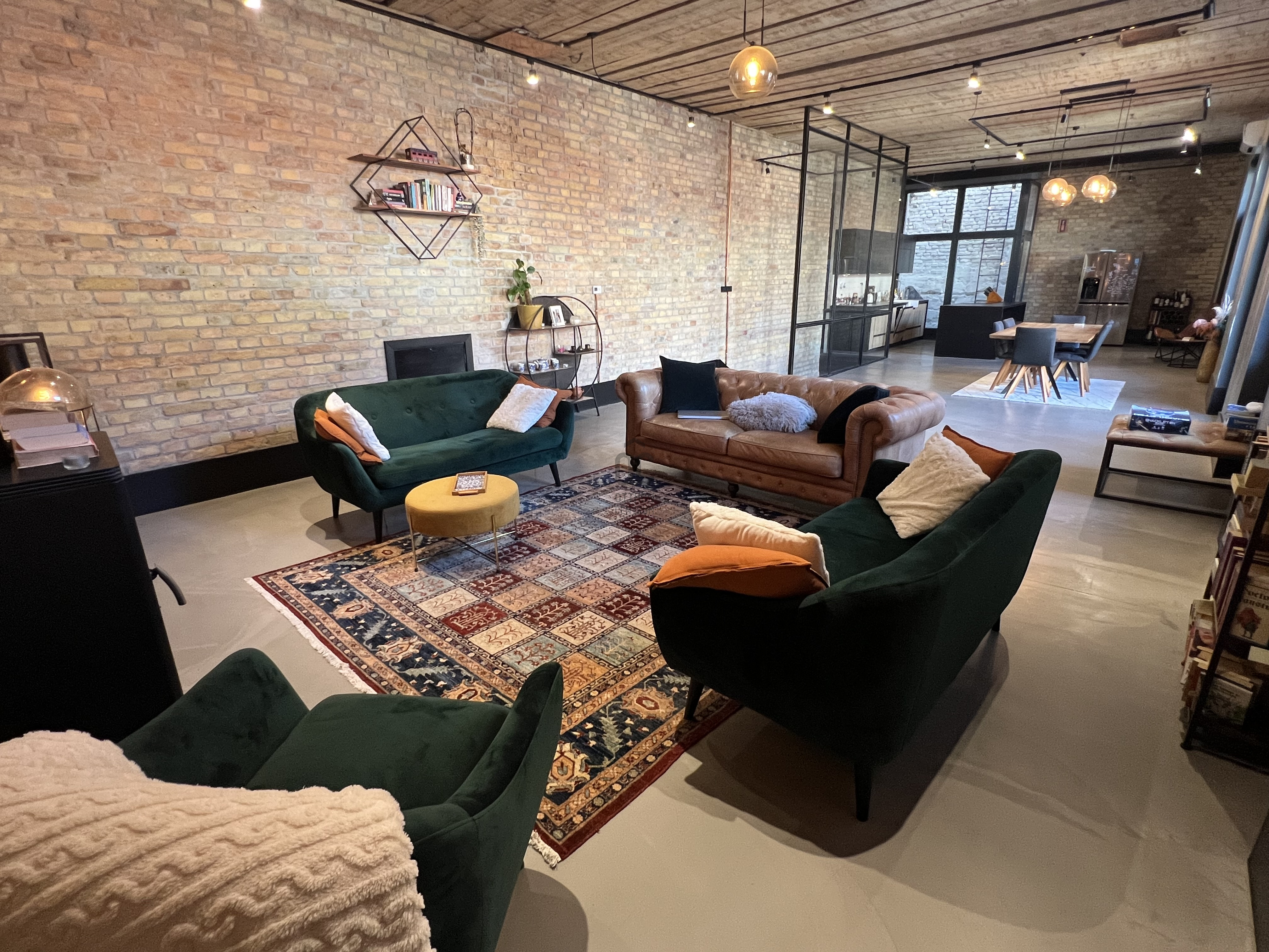 Gallery zoom image