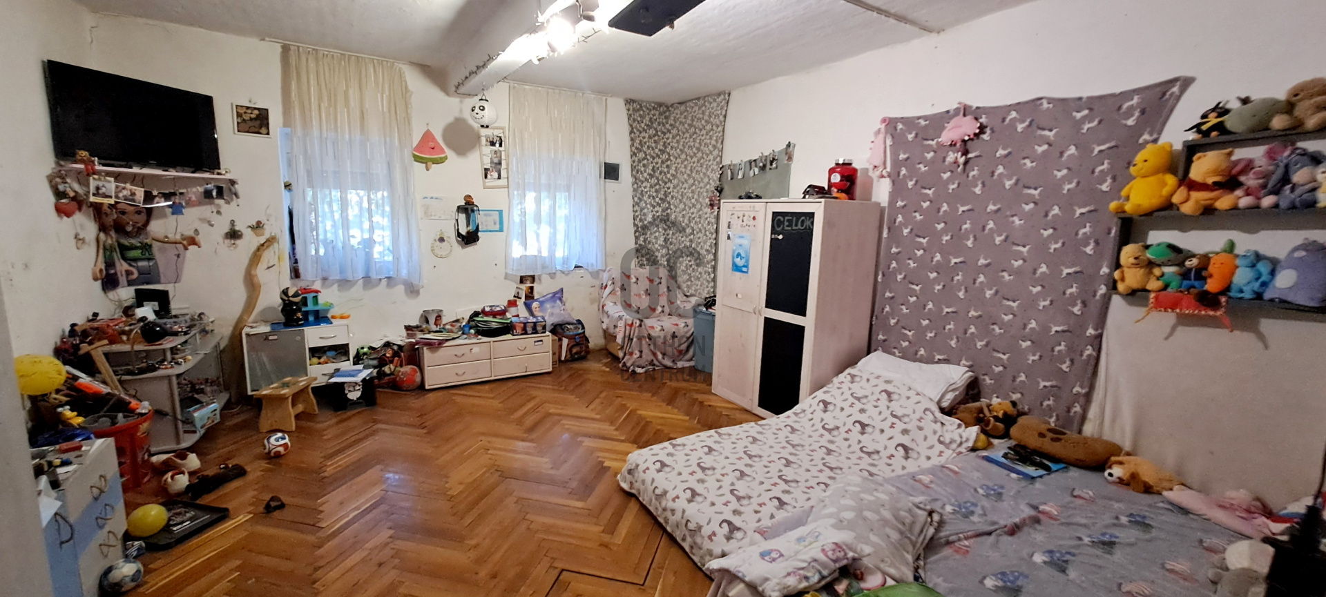 Gallery zoom image