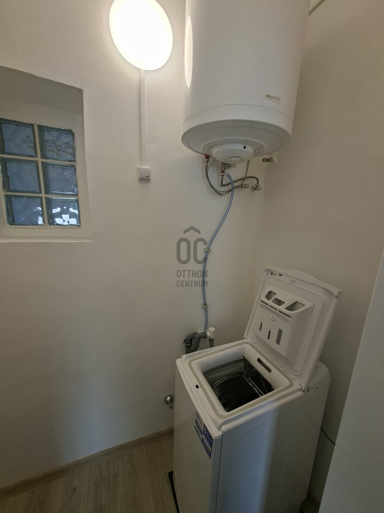 Gallery zoom image