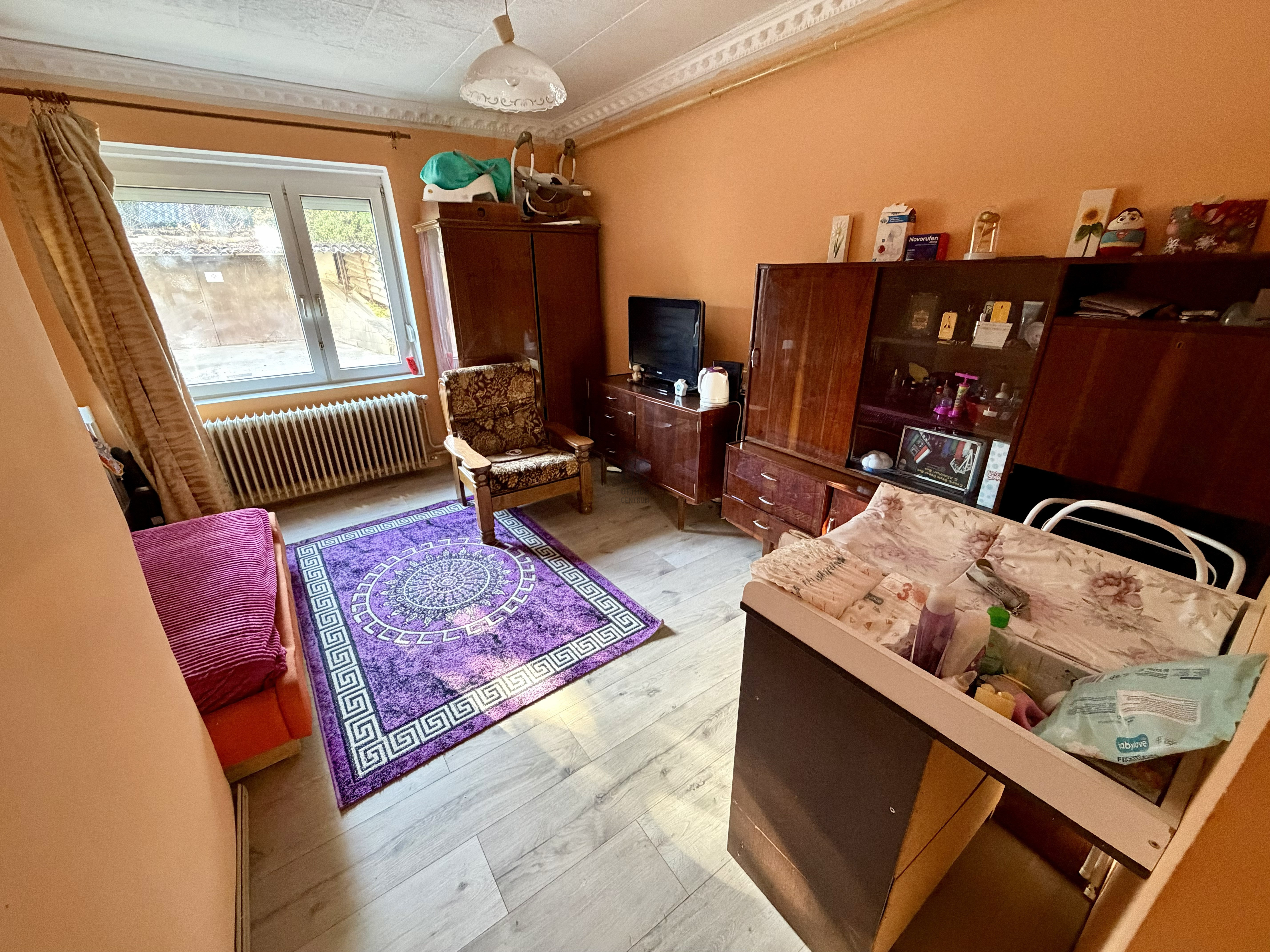 Gallery zoom image