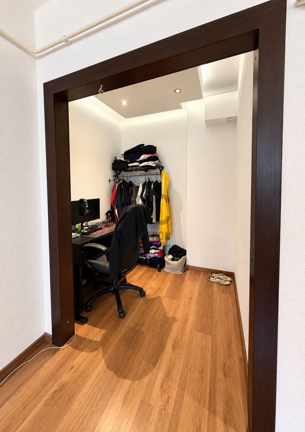 Gallery zoom image